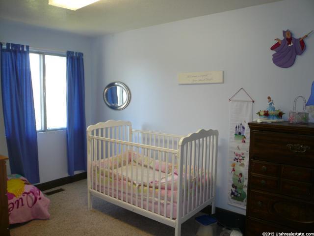 942 W 330 S, Logan, UT 84321 — photo 6