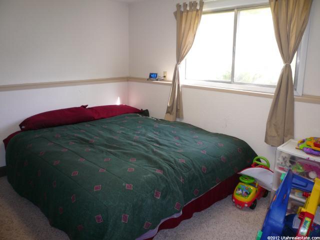 942 W 330 S, Logan, UT 84321 — photo 10