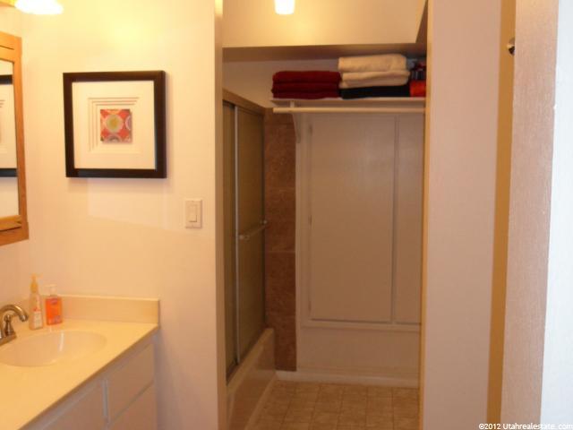 440 E Creekside Cir #E, Murray, UT 84107 — photo 9