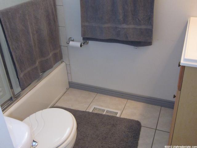 1075 E Diamond Way S, Sandy, UT 84094 — photo 5