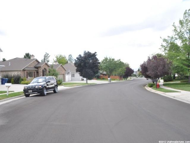 2494 E Willow Hills Dr S, Sandy, UT 84093 — photo 8