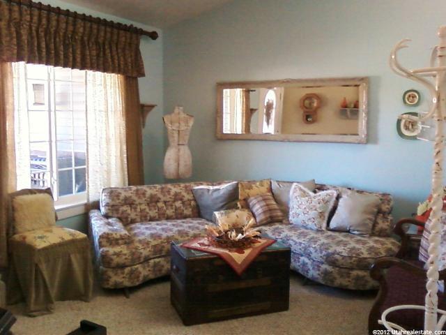 321 N Homestead Ct, Providence, UT 84332 — photo 3