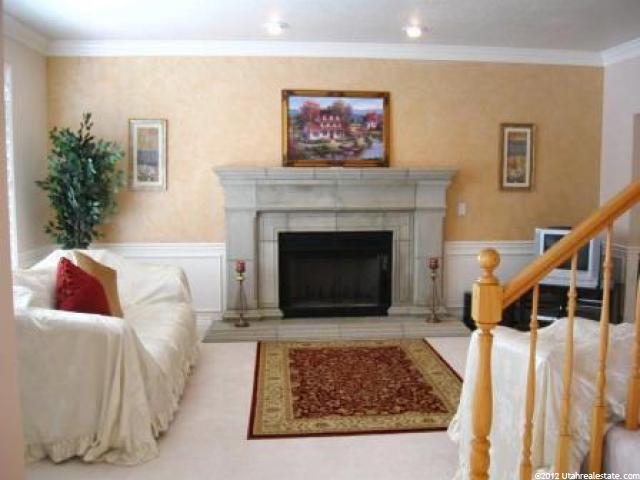 6187 S 2090 E, Holladay, UT 84121 — photo 2