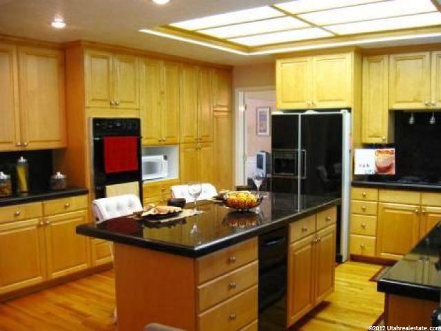 6187 S 2090 E, Holladay, UT 84121 — photo 5