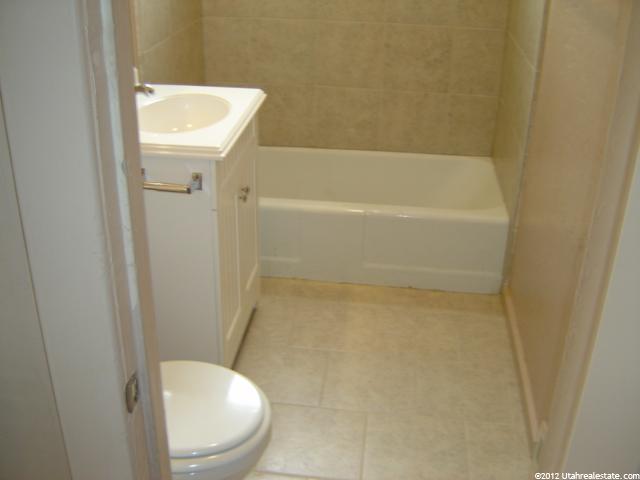 255 33rd St, Ogden, UT 84401 — photo 8
