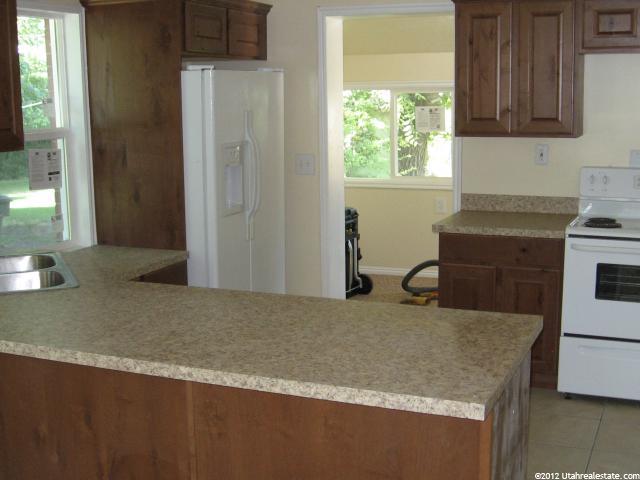 2217 S Monroe Blvd E, Ogden, UT 84401 — photo 5