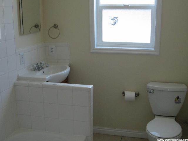 2217 S Monroe Blvd E, Ogden, UT 84401 — photo 7