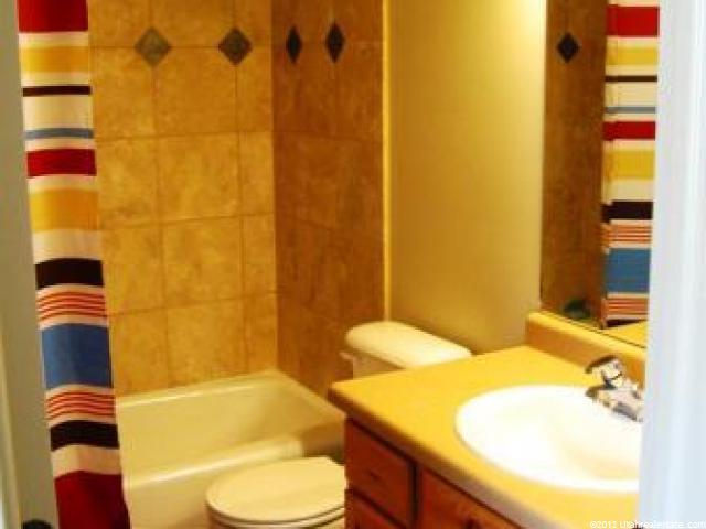 2443 E 1900 N, Layton, UT 84040 — photo 7