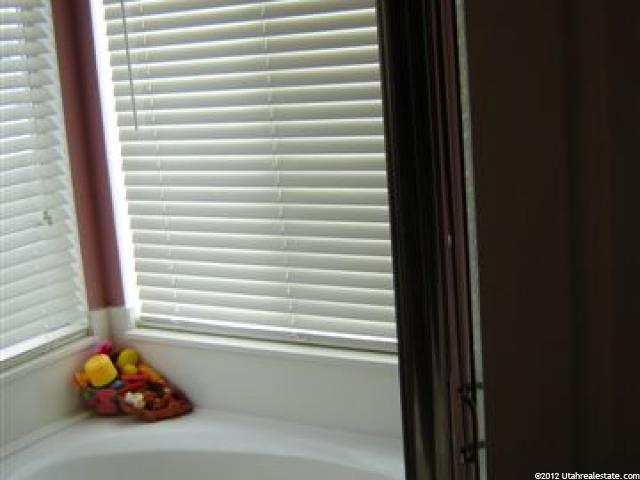 1256 E 3125 N, Layton, UT 84040 — photo 6