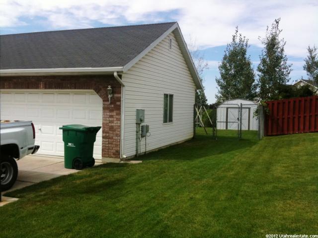 2726 W 4275 S, Roy, UT 84067 — photo 7