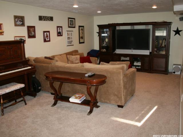 370 S 800 E, Bountiful, UT 84010 — photo 12