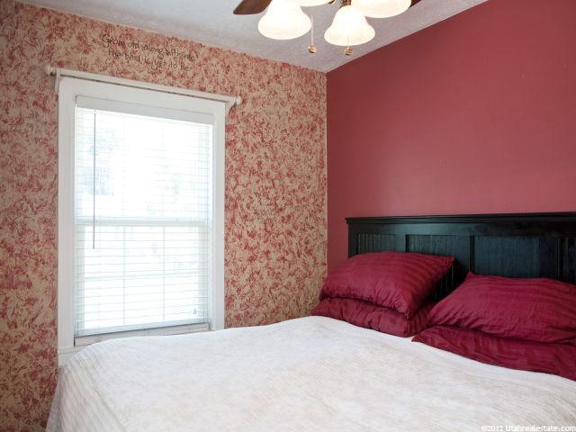 86 Aircraft Ave, Layton, UT 84041 — photo 9