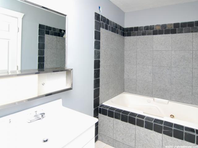 5003 S 2575 W, Roy, UT 84067 — photo 12