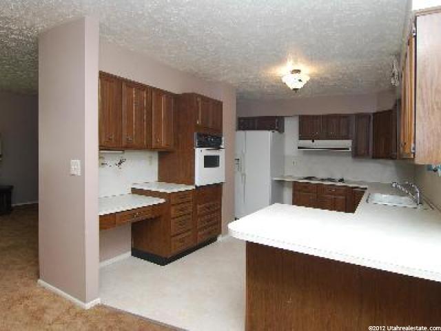 5003 S 2575 W, Roy, UT 84067 — photo 8
