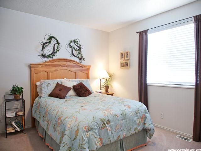 888 W 910 N, Clinton, UT 84015 — photo 11