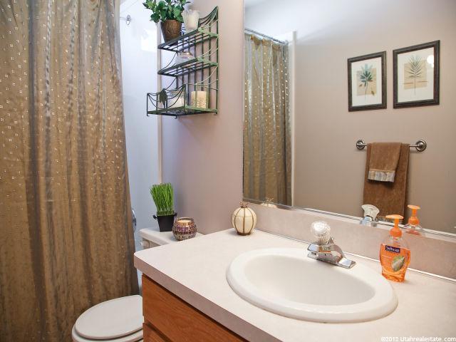 888 W 910 N, Clinton, UT 84015 — photo 12