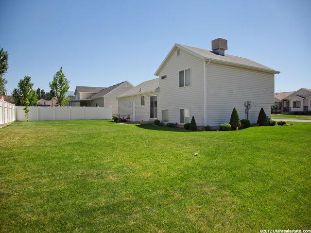 888 W 910 N, Clinton, UT 84015 — photo 4