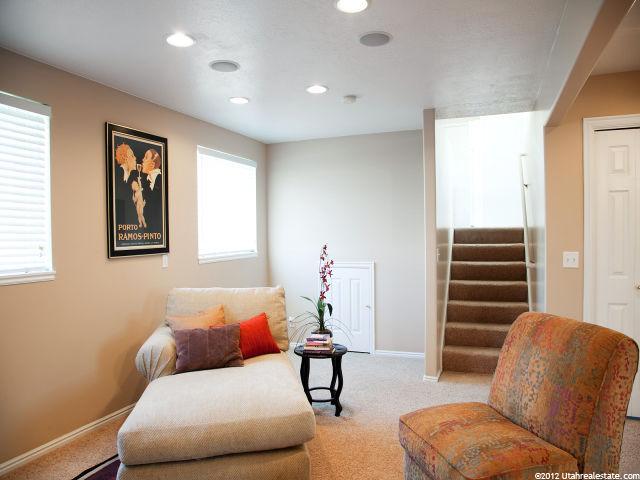888 W 910 N, Clinton, UT 84015 — photo 8