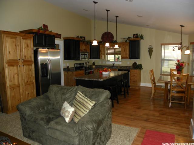 122 E 600 N, Millville, UT 84326 — photo 2