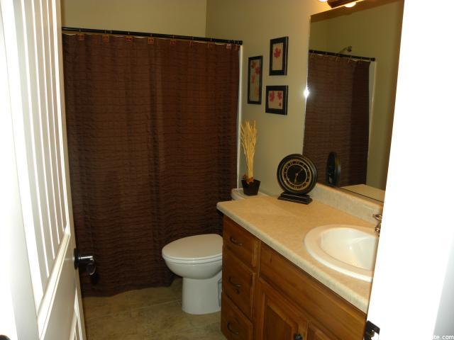 122 E 600 N, Millville, UT 84326 — photo 11