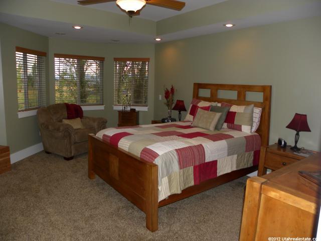122 E 600 N, Millville, UT 84326 — photo 6