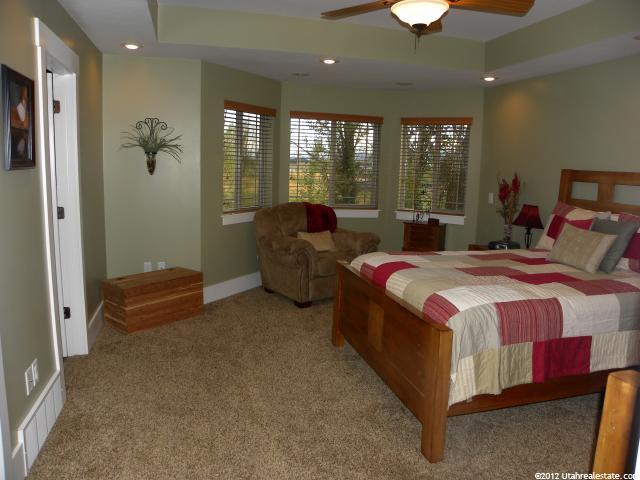 122 E 600 N, Millville, UT 84326 — photo 7