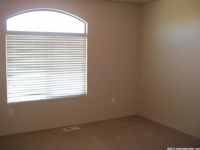 204 E Quirk St, Grantsville, UT 84029 — photo 3