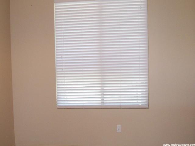 204 E Quirk St, Grantsville, UT 84029 — photo 4