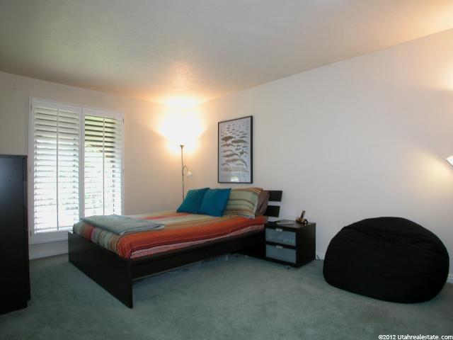 9759 S Granite View Dr E, Sandy, UT 84092 — photo 12