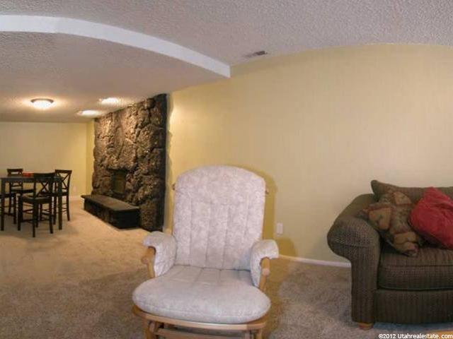 9759 S Granite View Dr E, Sandy, UT 84092 — photo 7