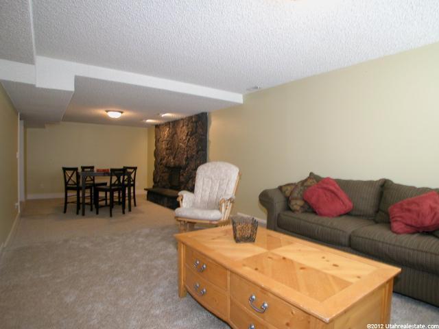 9759 S Granite View Dr E, Sandy, UT 84092 — photo 8