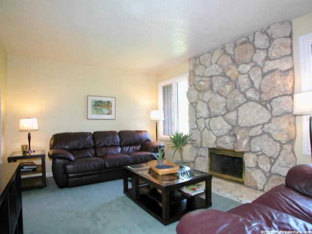 9759 S Granite View Dr E, Sandy, UT 84092 — photo 10