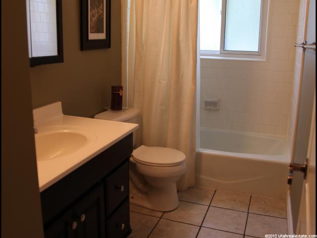 1242 N 250 E, Layton, UT 84041 — photo 9