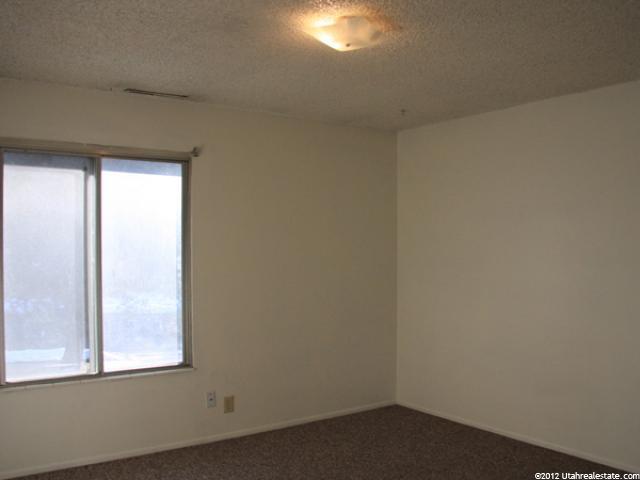 882 W 4100 S, Bountiful, UT 84010 — photo 6