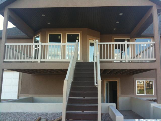 2112 S 2975 W, West Haven, UT 84401 — photo 6