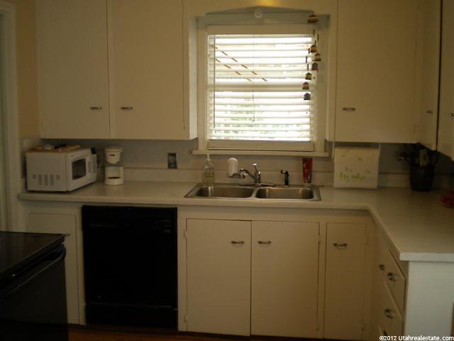 2452 S Fillmore Ave E, Ogden, UT 84401 — photo 9