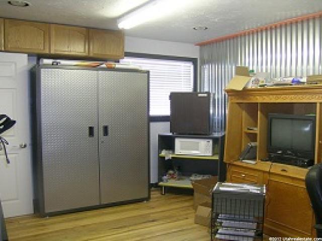 144 W Main St, Bicknell, UT 84715 — photo 4