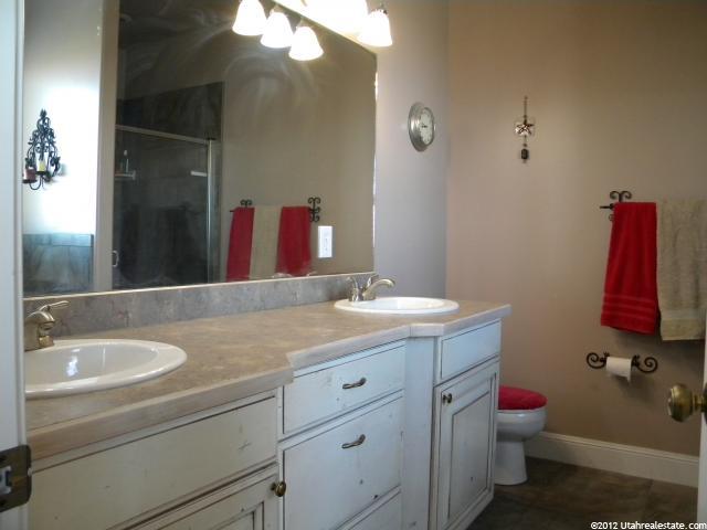 445 W 2850 S, Perry, UT 84302 — photo 12