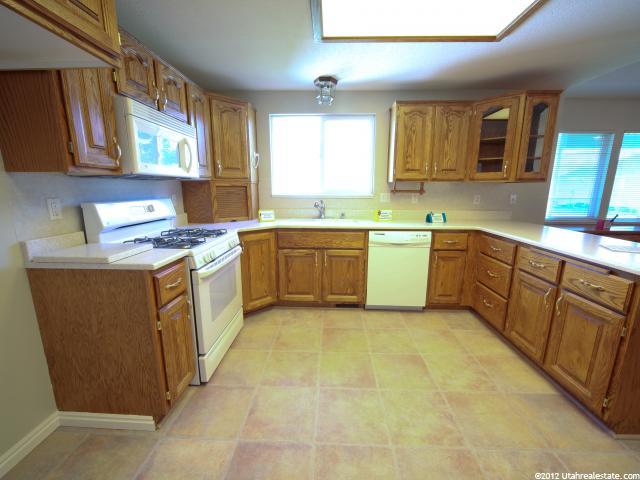 540 W 2350 S, Perry, UT 84302 — photo 3
