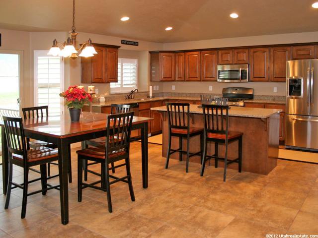 313 S 2000 E, Spanish Fork, UT 84660 — photo 7
