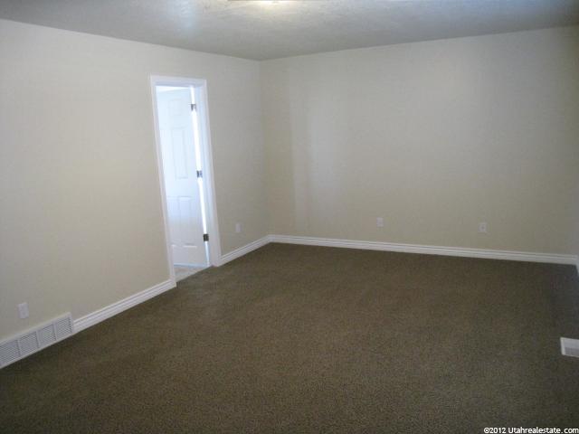 1482 N 2475 W, Clinton, UT 84015 — photo 3