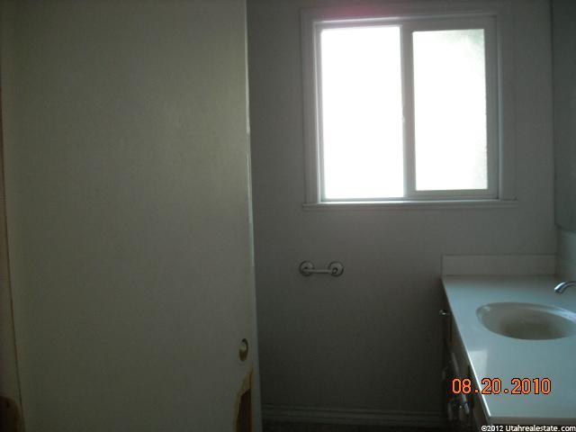 37 W 400 S, Logan, UT 84321 — photo 7