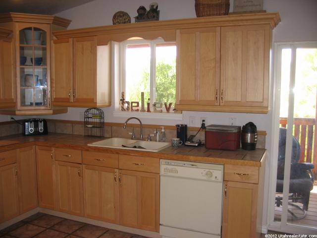 69 W 400 N, Malad City, ID 83252 — photo 4