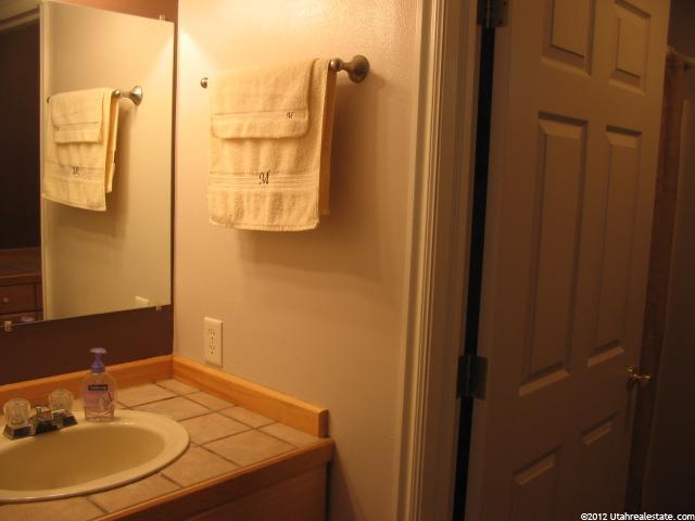 69 W 400 N, Malad City, ID 83252 — photo 9