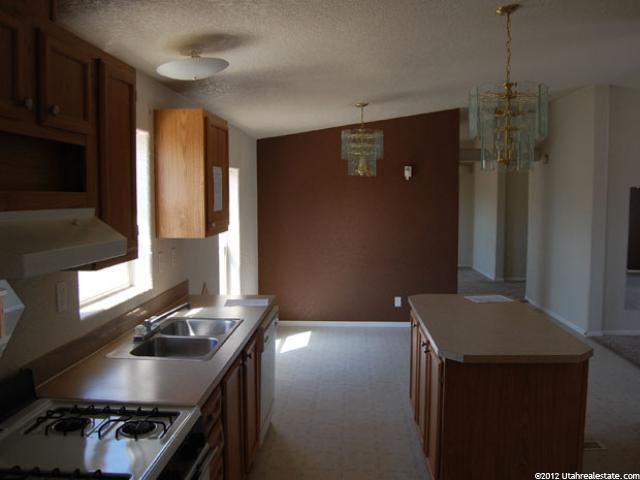 244 E 700 N #21, Vernal, UT 84078 — photo 2