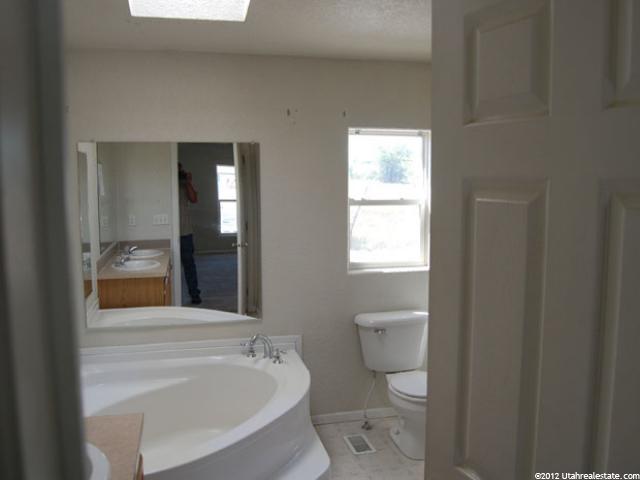 244 E 700 N #21, Vernal, UT 84078 — photo 7