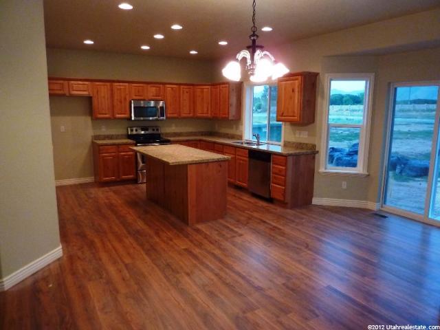 66 N 850 E, Salem, UT 84653 — photo 4