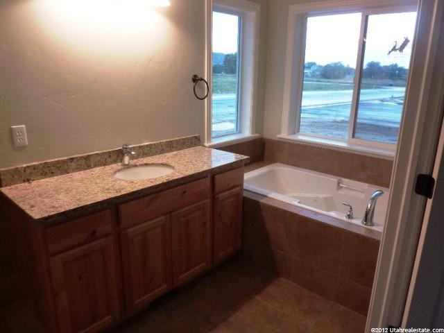 66 N 850 E, Salem, UT 84653 — photo 9