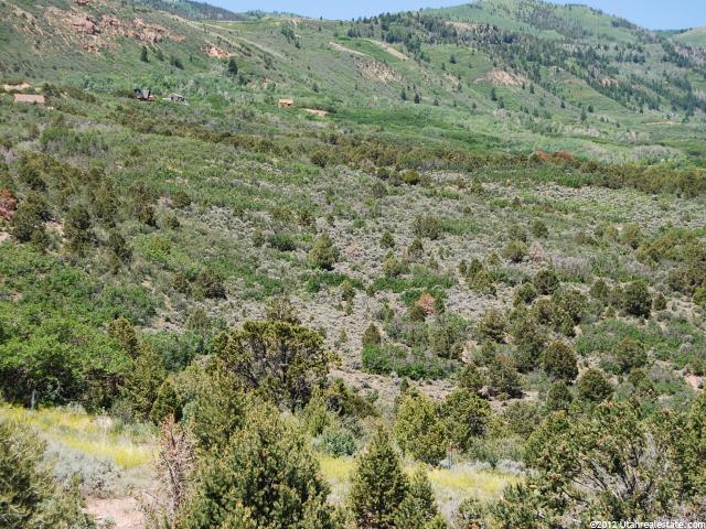 1112 Lewis Dr, Tabiona, UT 84072 — photo 5