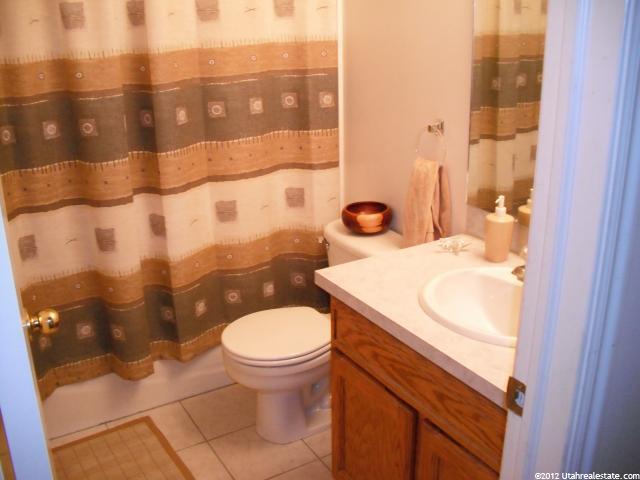 2164 W 1630 N, Clinton, UT 84015 — photo 2